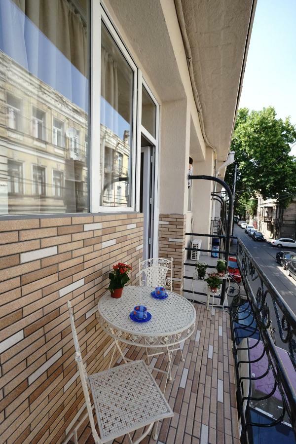 Wine Hostel Tiflis Exterior foto